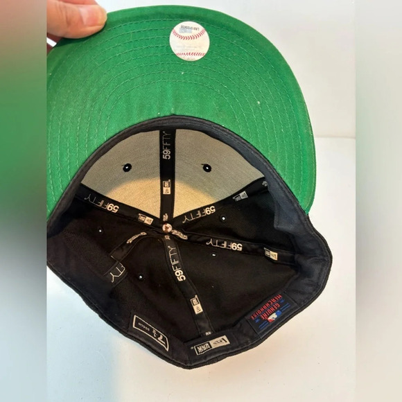 Los Angeles New Era 59 FIFTY cap in black and green Size 7 1/2 - Picture 5 of 5